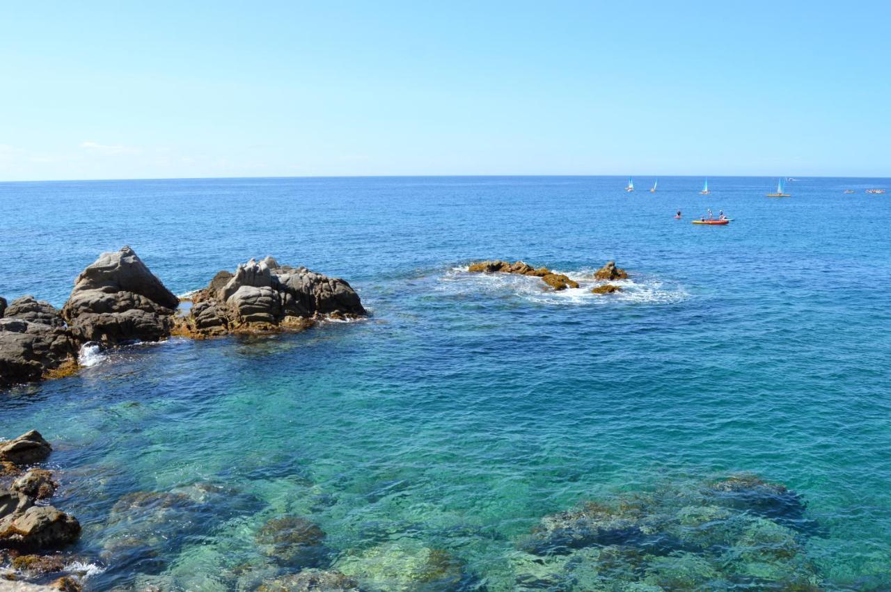 Studios Sol Y Mar Avec Piscine Tossa de Mar Exterior photo